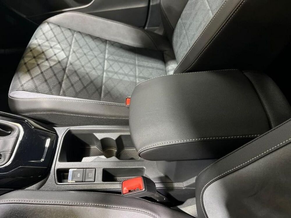 T-ROC Volkswagen 2023 occasion 33700 M&eacute;rignac