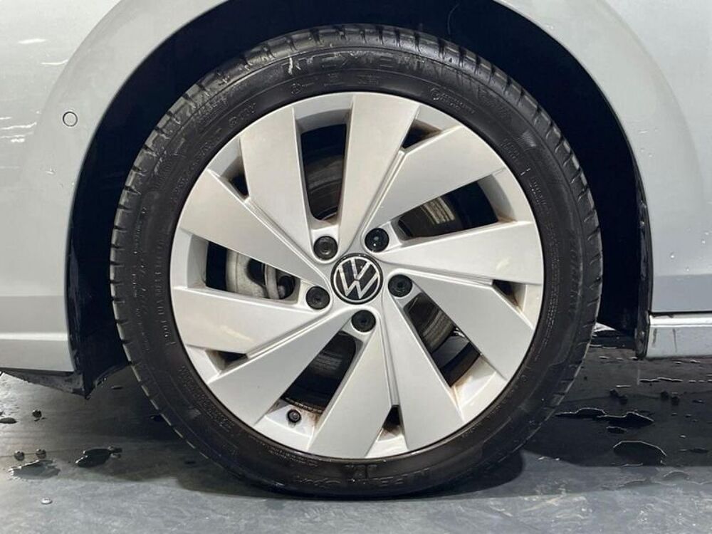 Golf Volkswagen 2025 occasion 33700 M&eacute;rignac