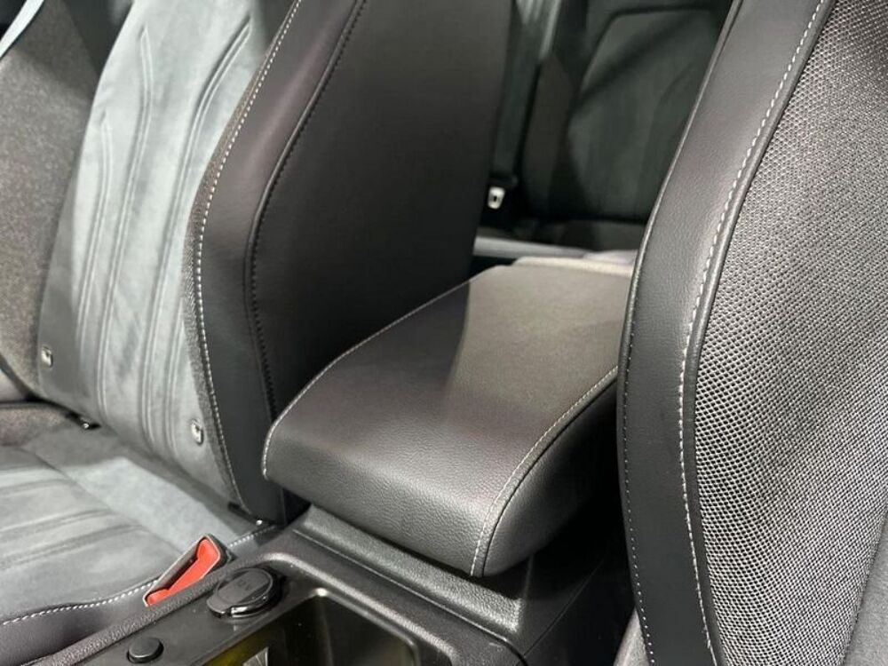 Golf SW Volkswagen 2025 occasion 33700 M&eacute;rignac