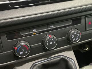 Transporter Combi Volkswagen 2023 occasion 33700 M&eacute;rignac