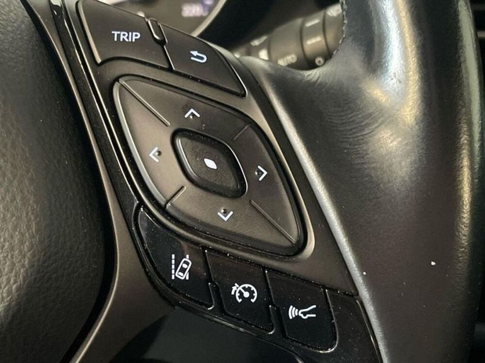 C-HR Toyota 2018 occasion 33700 M&eacute;rignac