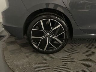 Golf Volkswagen 2024 occasion 33700 M&eacute;rignac