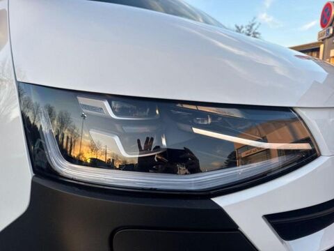 Transporter Combi Volkswagen 2026 occasion 33700 M&eacute;rignac