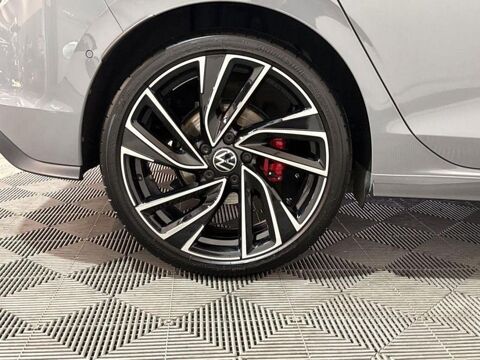 Golf Volkswagen 2023 occasion 33700 M&eacute;rignac