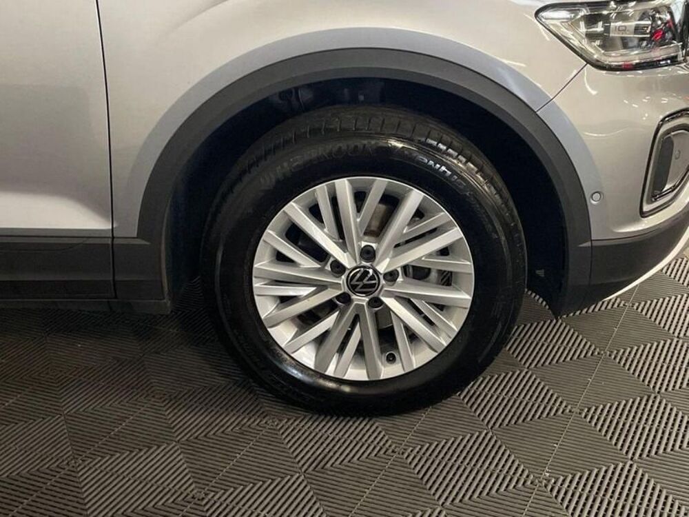 T-ROC Volkswagen 2023 occasion 33700 M&eacute;rignac