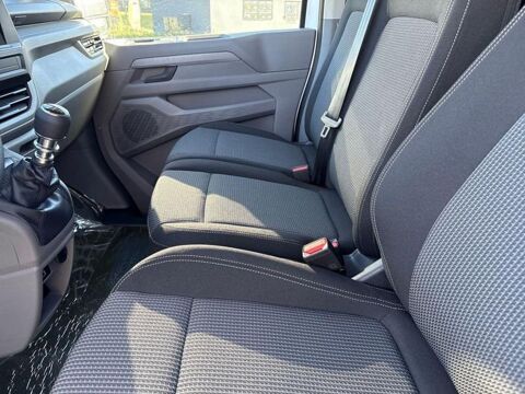 Transporter Combi Volkswagen 2025 occasion 33700 M&eacute;rignac