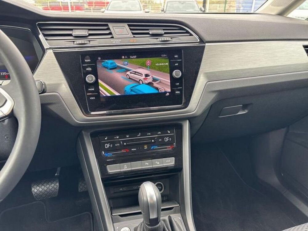 Touran Volkswagen 2026 occasion 33700 M&eacute;rignac