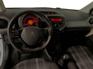 108 Peugeot 2019 occasion 33700 M&eacute;rignac