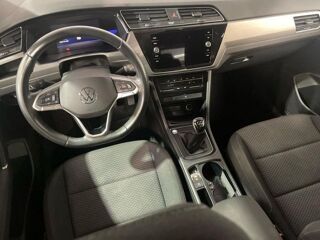Touran Volkswagen 2023 occasion 33700 M&eacute;rignac