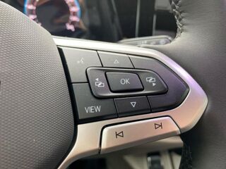 MULTIVAN Volkswagen 2026 occasion 33700 M&eacute;rignac