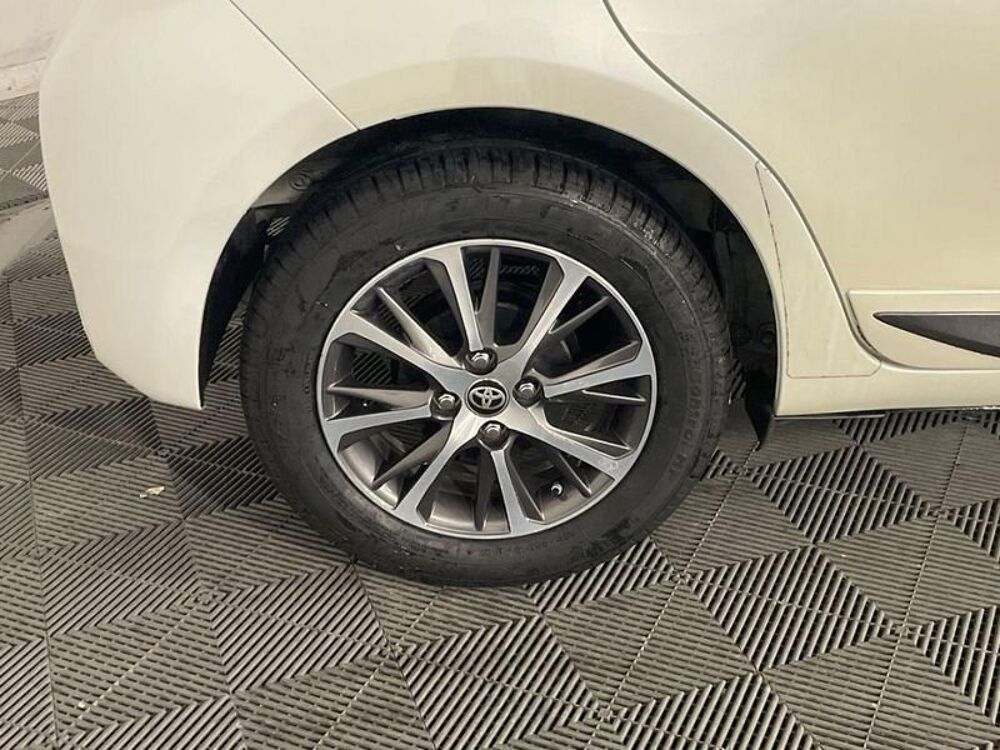 Yaris Toyota 2019 occasion 33700 M&eacute;rignac