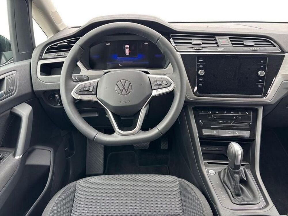 Touran Volkswagen 2026 occasion 33700 M&eacute;rignac