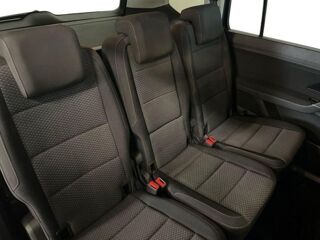 Touran Volkswagen 2024 occasion 33700 M&eacute;rignac