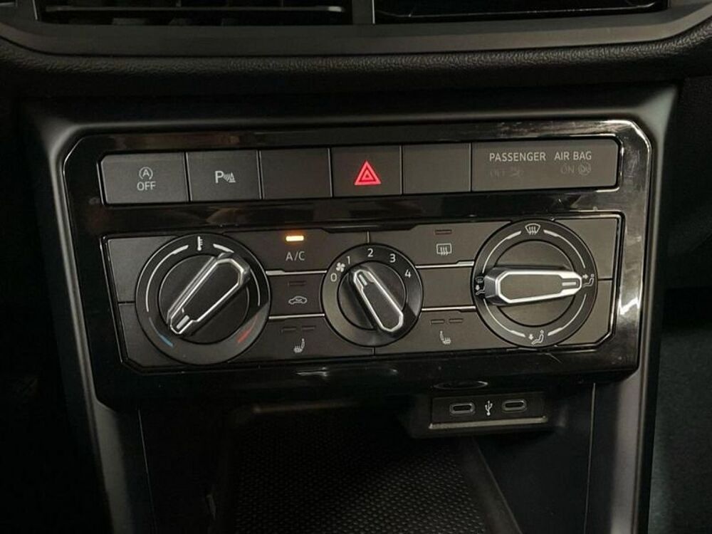 T-Cross Volkswagen 2022 occasion 33700 M&eacute;rignac