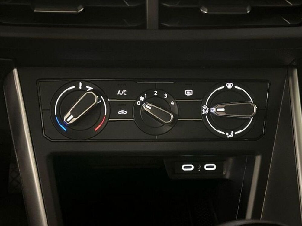 Polo Volkswagen 2025 occasion 33700 M&eacute;rignac