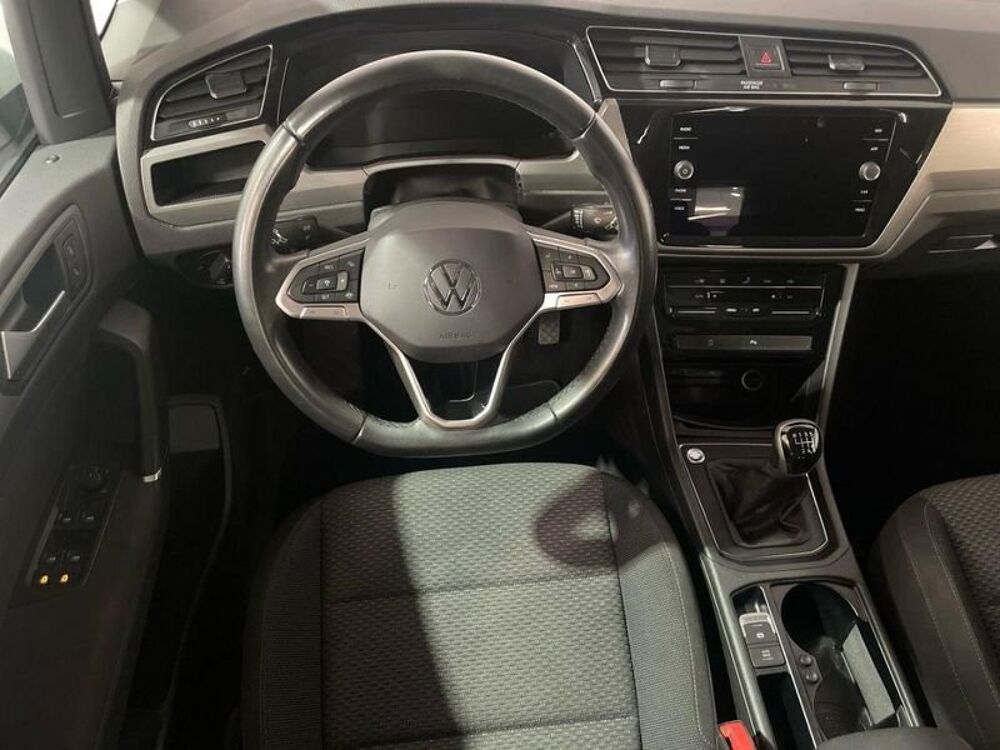 Touran Volkswagen 2023 occasion 33700 M&eacute;rignac