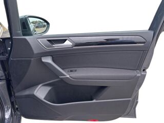 Touran Volkswagen 2026 occasion 33700 M&eacute;rignac