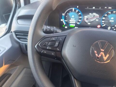 Transporter Combi Volkswagen 2026 occasion 33700 M&eacute;rignac