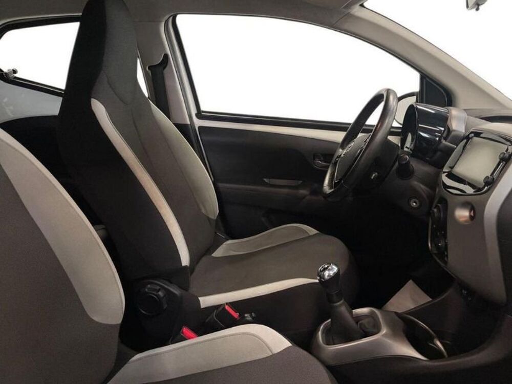 Aygo Toyota 2017 occasion 33700 M&eacute;rignac