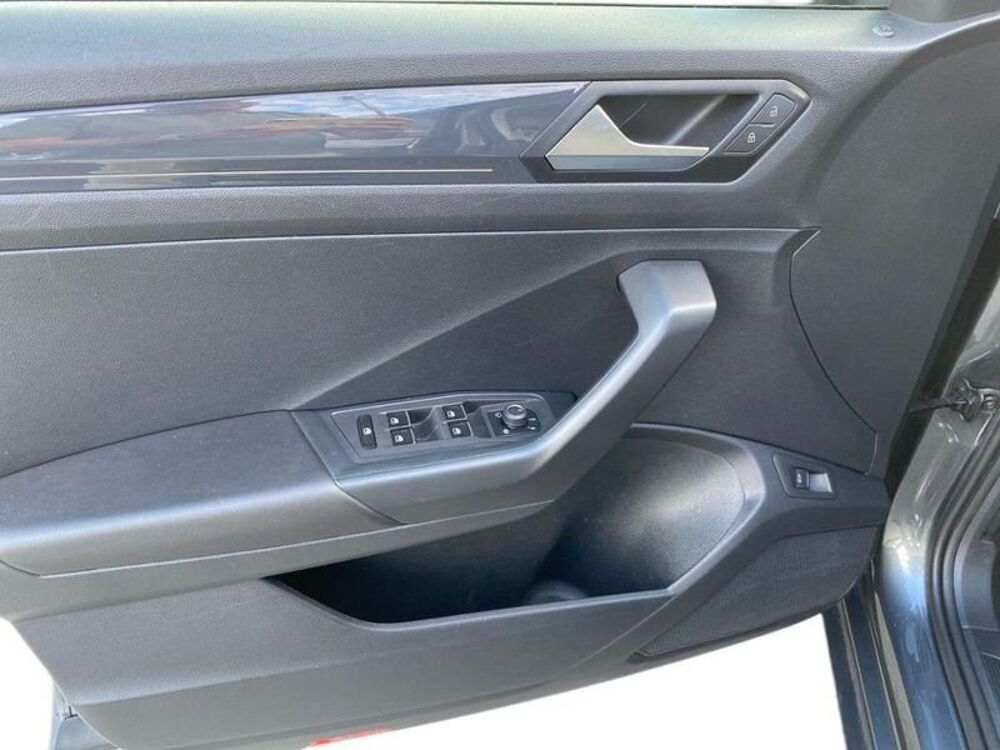 T-ROC Volkswagen 2018 occasion 33700 M&eacute;rignac