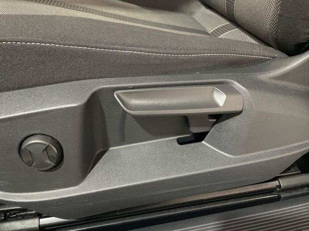 T-ROC Volkswagen 2023 occasion 33700 M&eacute;rignac