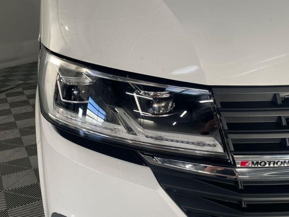 MULTIVAN Volkswagen 2022 occasion 33700 M&eacute;rignac