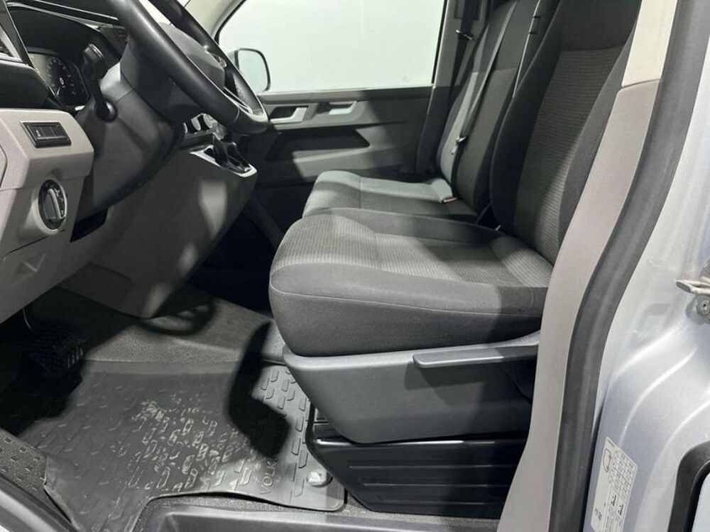 Transporter Combi Volkswagen 2023 occasion 33700 M&eacute;rignac