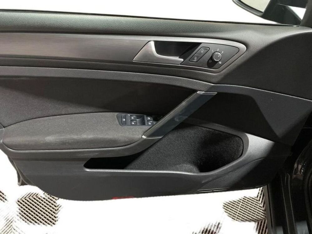 Golf Volkswagen 2019 occasion 33700 M&eacute;rignac