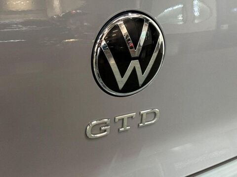 Golf Volkswagen 2023 occasion 33700 M&eacute;rignac
