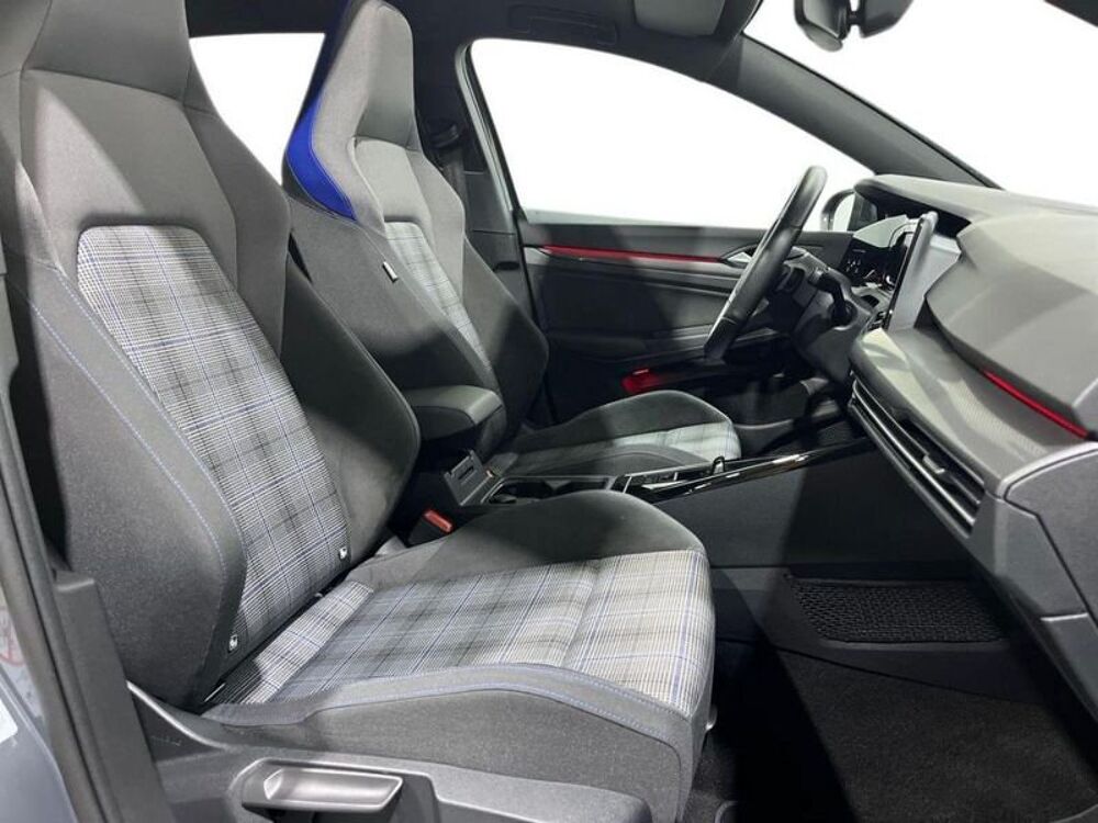 Golf Volkswagen 2023 occasion 33700 M&eacute;rignac
