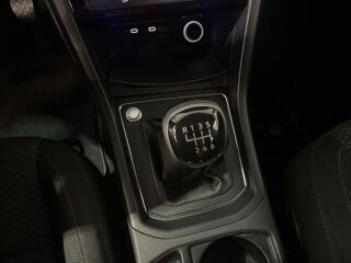 Touran Volkswagen 2023 occasion 33700 M&eacute;rignac