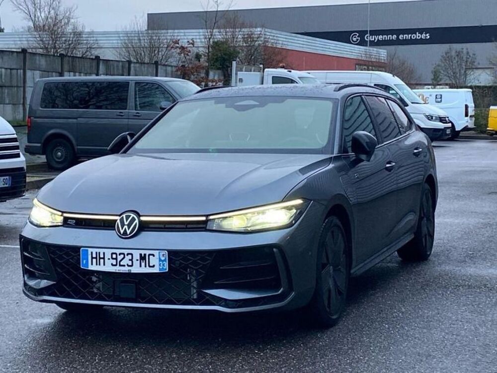 Passat Volkswagen 2025 occasion 33700 M&eacute;rignac