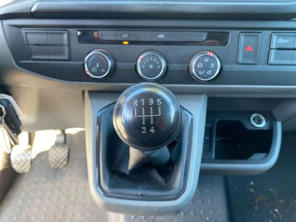 Transporter Combi Volkswagen 2022 occasion 33700 M&eacute;rignac