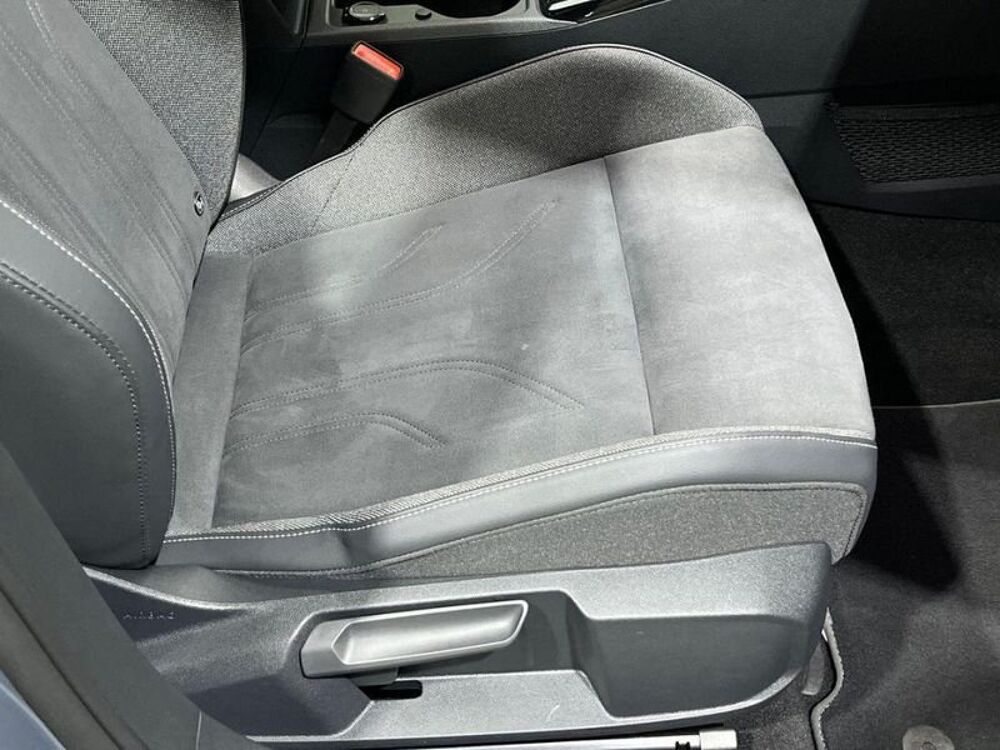 Golf Volkswagen 2024 occasion 33700 M&eacute;rignac