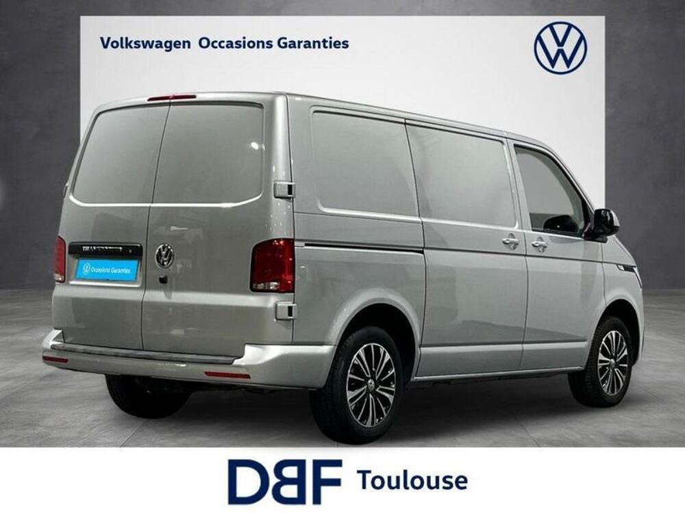 Transporter Combi Volkswagen 2023 occasion 33700 M&eacute;rignac