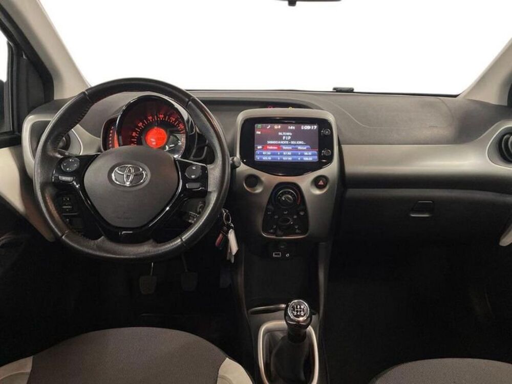 Aygo Toyota 2017 occasion 33700 M&eacute;rignac