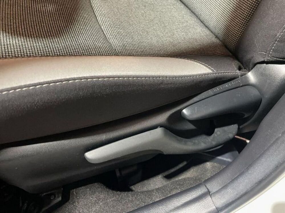 Yaris Toyota 2019 occasion 33700 M&eacute;rignac