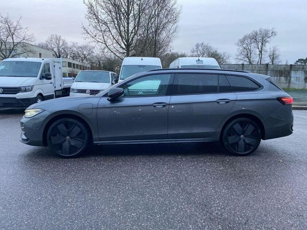 Passat Volkswagen 2025 occasion 33700 M&eacute;rignac