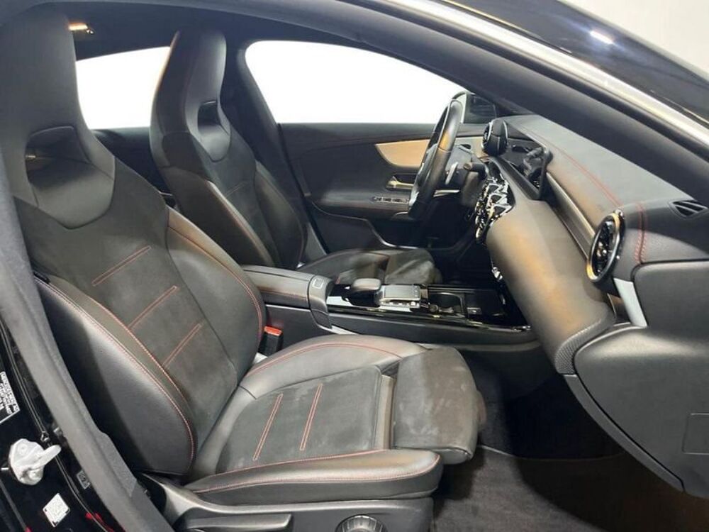 Classe CLA Mercedes-Benz 2021 occasion 33700 M&eacute;rignac