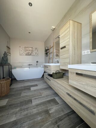  Maison à vendre 6 pièces 187 m²