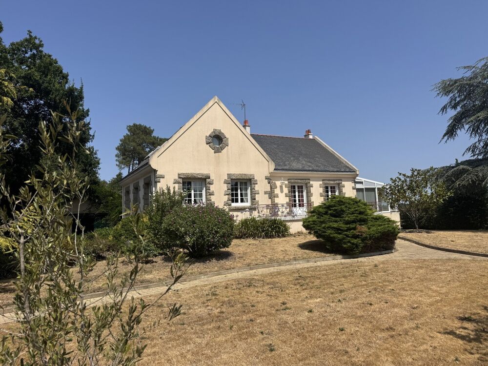 Maison 10 pièces 206 m² à Férel
