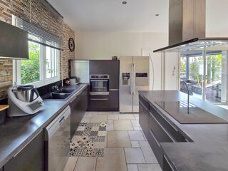  Villa � vendre 6 pi�ces 145 m�