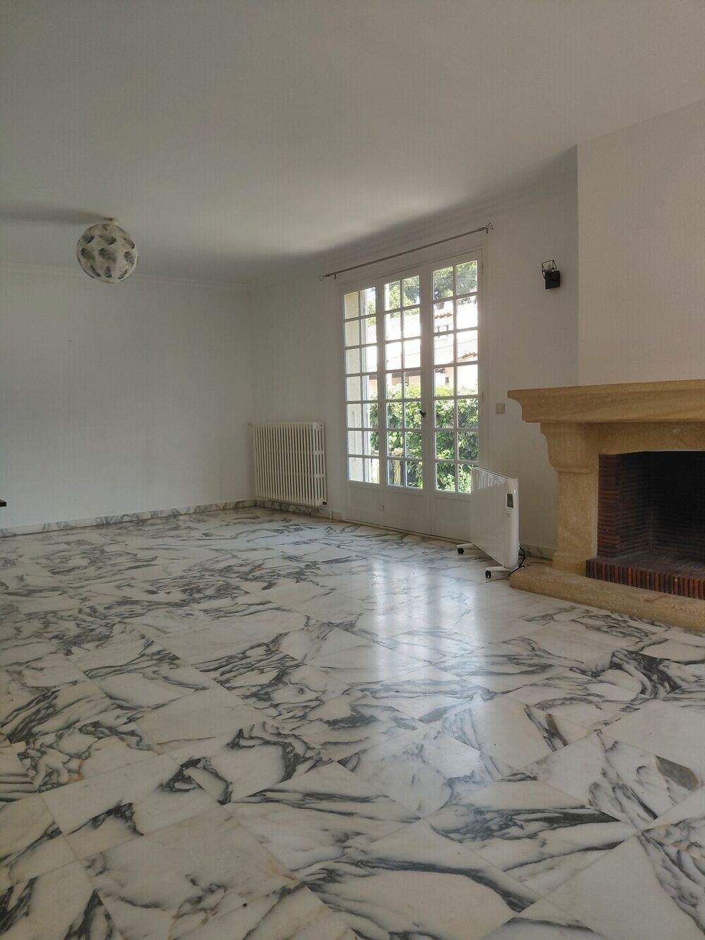 VILLA PLAIN PIED 103 M² HAB + GARAGE SUR 397 M² DE TERRAIN