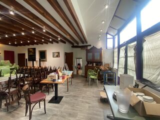  Immeuble � vendre 15 + pi�ces 335 m�