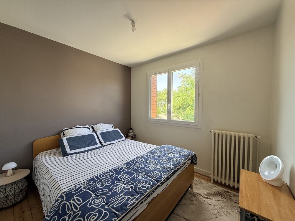 Maison rénovée avec jardin, 3 chambres, vue Puy de Dôme + garage