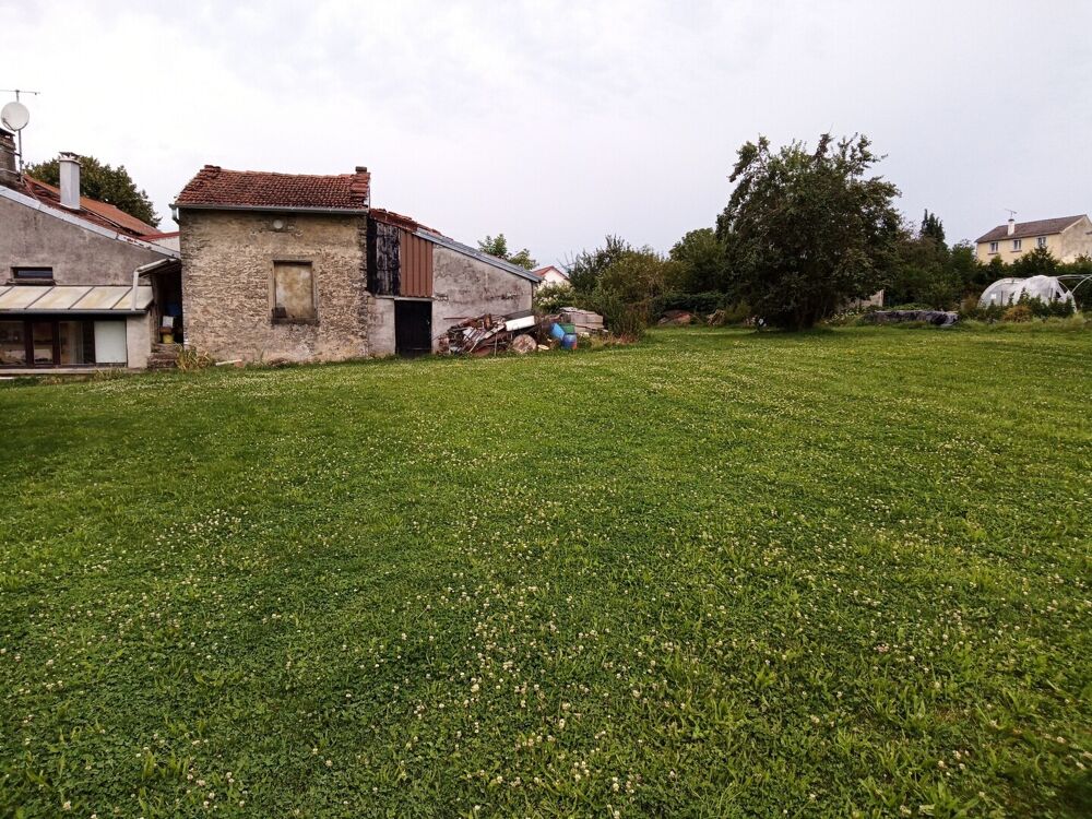 Vente Maison Maison à rénover avec terrain et dépendances – Gorhey Gorhey
