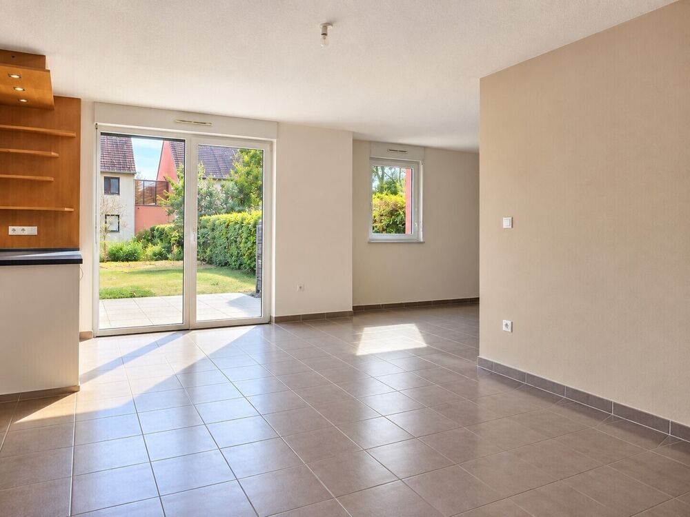 Vente Appartement Entre appartement et maison 3/4 pièces avec terrasse, jardin et garage Geispolsheim