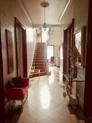  Maison � vendre 9 pi�ces 285 m�