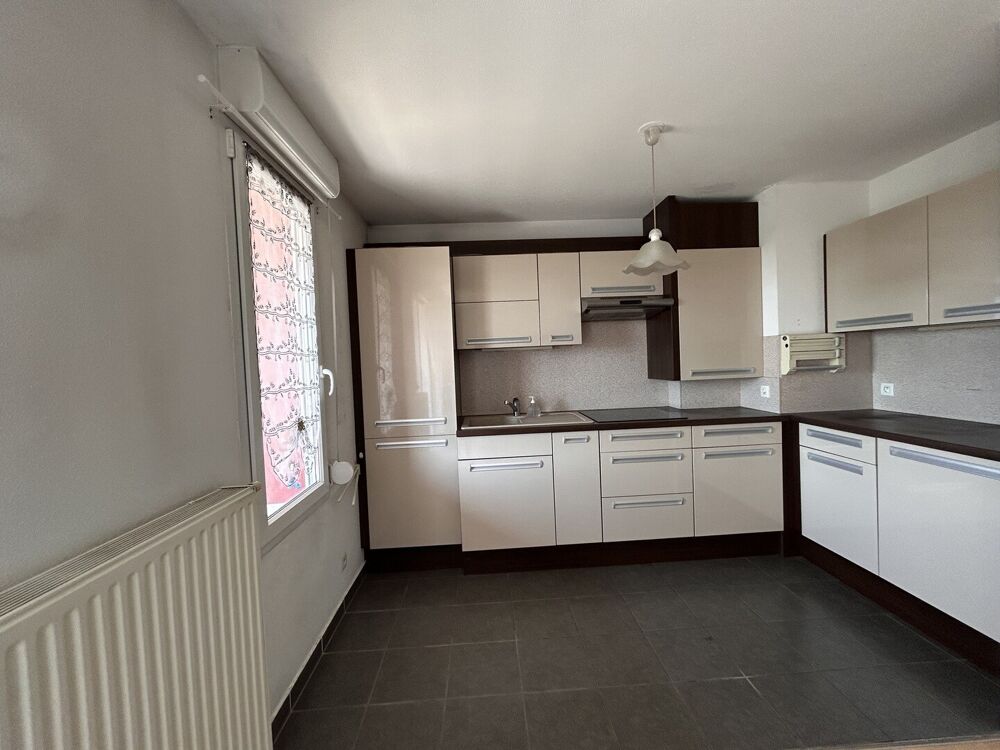 Vente Appartement F3 de 60 m2 + une cave + 2 places de parking à PFASTATT (68120) Pfastatt
