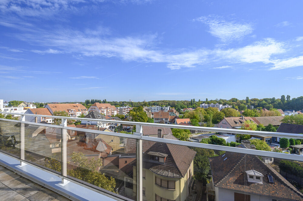 Vente Appartement Magnifique appart ATTIQUE, garage,  au calme 6 dernier étage. Strasbourg